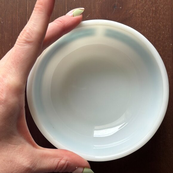 Vintage Anchor Hocking Fire-King Anchorware Mid-Century Modern Milk Glass - Picture 3 of 5